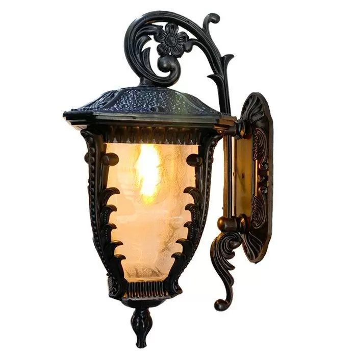 چراغ حیاطی پلاستیکی دیواری کارن( پلی کربنات اصلی 3 سال ضمانت )